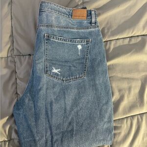 American Eagle Outfitters Light Blue Denim Jeans